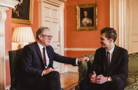 미스트랄 창업자, 딥시크 넘고 AI 혁신 주도할 자신감 내비쳐