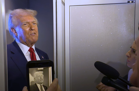 트럼프 "인도와 무역협정 타결 임박..관세 내릴 것"