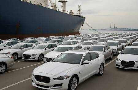 미국 관세에 글로벌 자동차 산업 충격…재규어·아우디 대응 나서