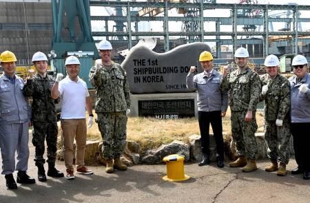 HJ중공업, 주한미해군사령관 영도조선소 방문해 자사 MRO 협력 논의