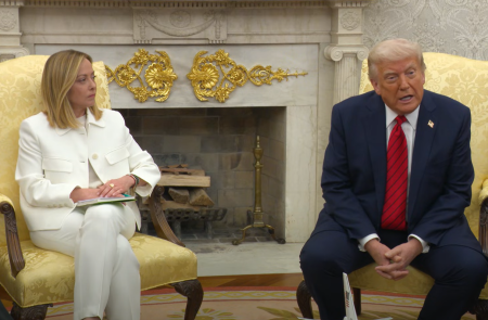 트럼프 “중국과 협상 3~4주 내 타결 기대... 다른 국가들과도 협상 순항”