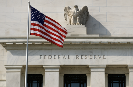 트럼프, 연준 독립성 흔드나…차기 의장에 측근 베선트 거론