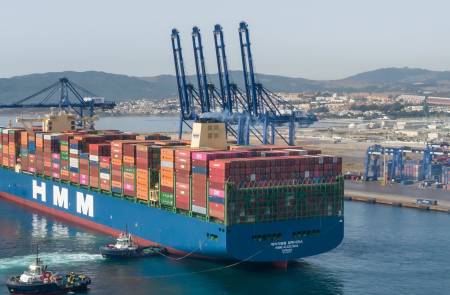 HMM , 2400억원 투자해 스페인 알헤시라스 터미널 확장 개발 추진
