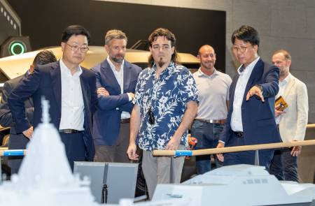 HD현대, 미국 AI 방산기업 안두릴과 무인함정 개발 협력 강화