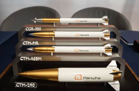 한화에어로스페이스, BAE와 협력해 천무 유도탄에 항재밍 GPS 탑재