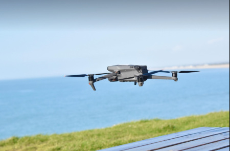 루마니아 "러 자폭드론 넘어와 50분간 비행”