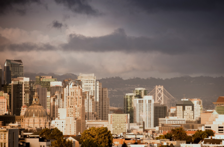 미 샌프란 정전 사태 대부분 복구..웨이모 로보택시 서비스 일시 중단