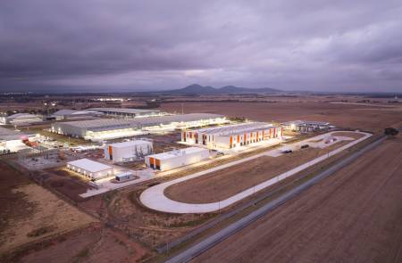 한화에어로스페이스, 호주 H-ACE 2단계 증축 완료…자주포·장갑차 동시 생산체제 구축