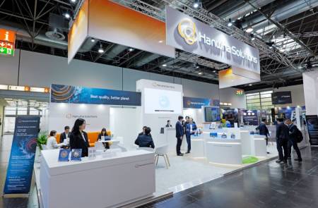 한화솔루션, 독일 'WIRE 2026'서 초고압케이블 신소재 공개…글로벌 시장 공략 가속