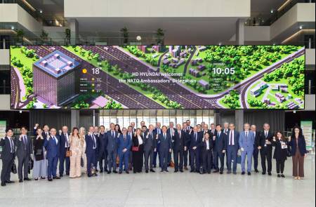 30개국 나토 대사단, HD현대 글로벌R&D센터 방문… ‘K-해양 방산’ 역량 확인